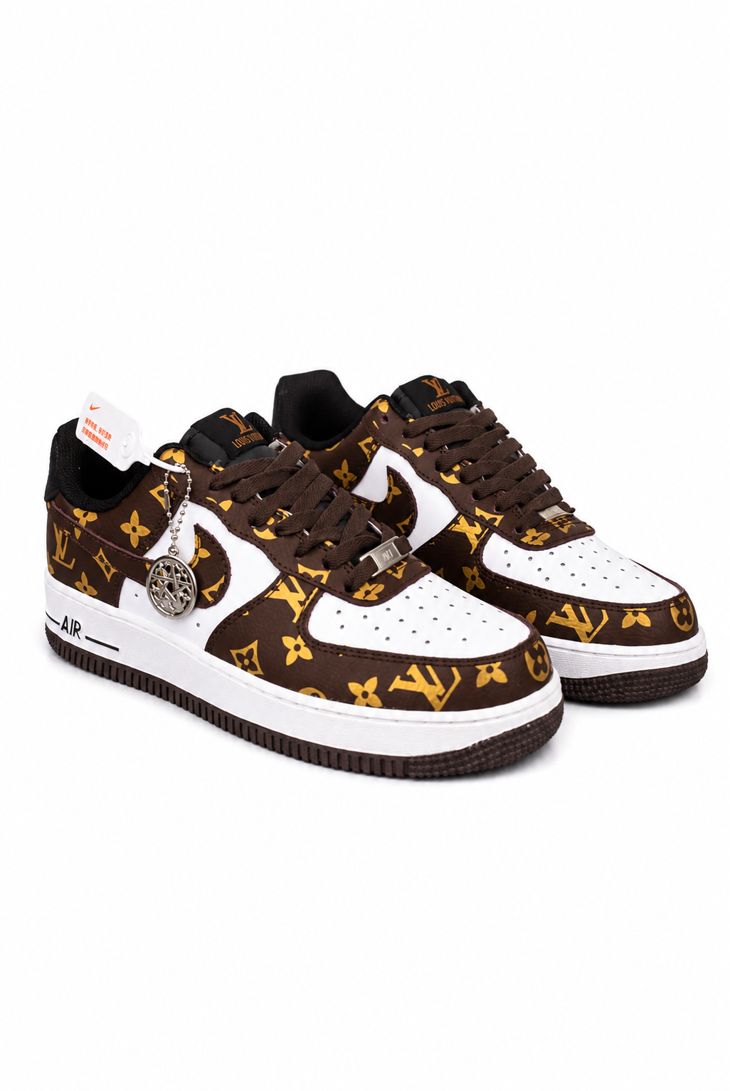 Nike Air Force 1 Low &times; LV Co-branded Limited Sneaker