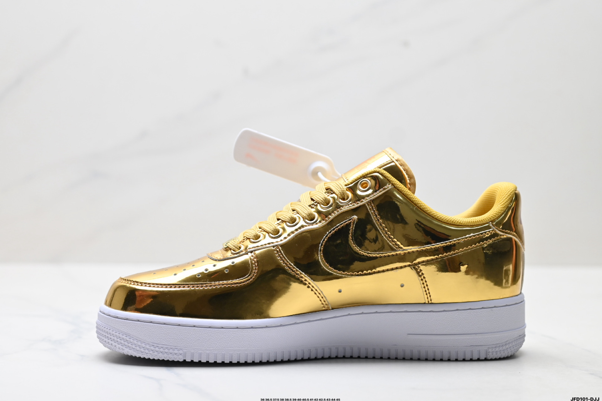 Nike Air Force 1 &rsquo;07 Low Metallic Rose Gold